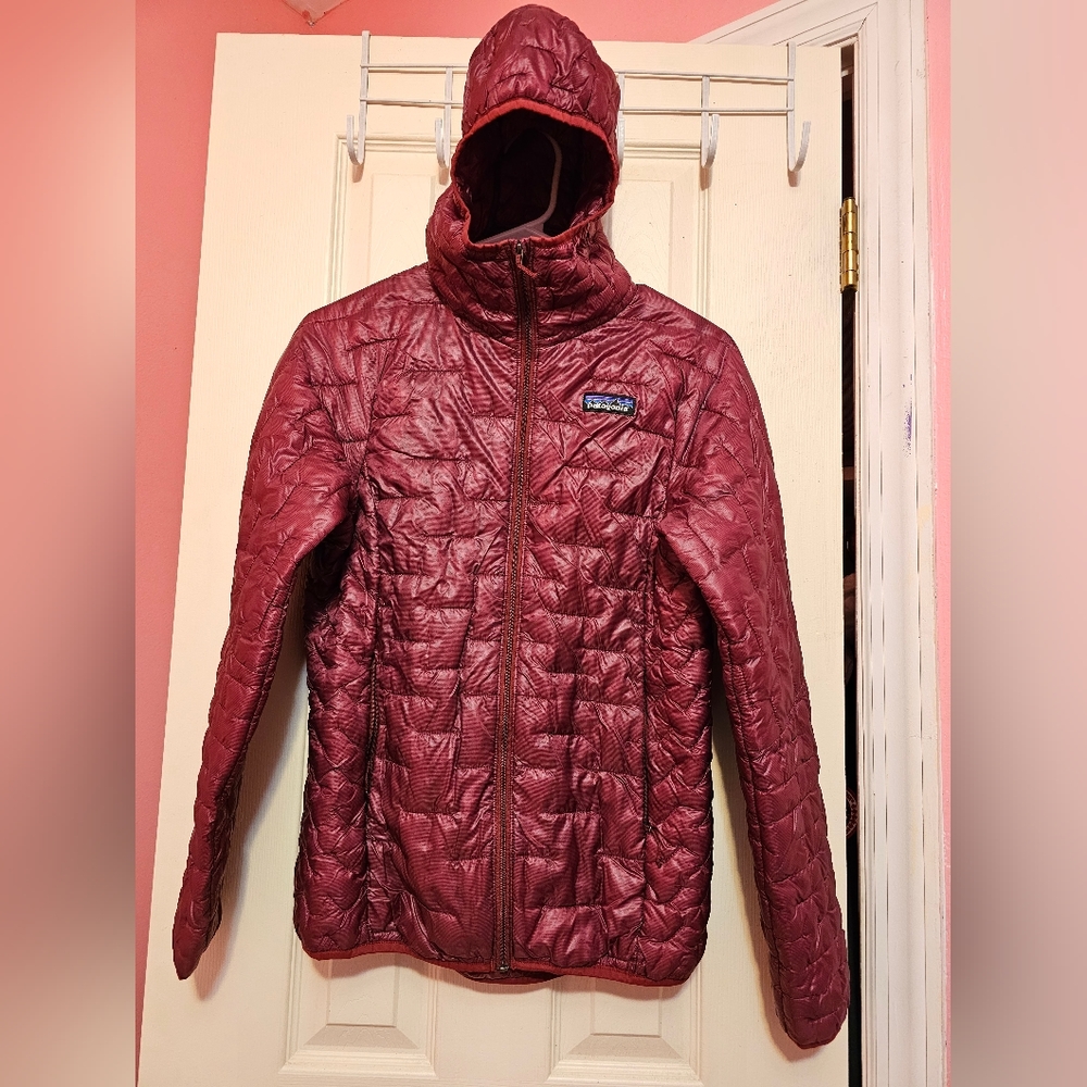 Patagonia Nano Puff Hooded Insulated jacket